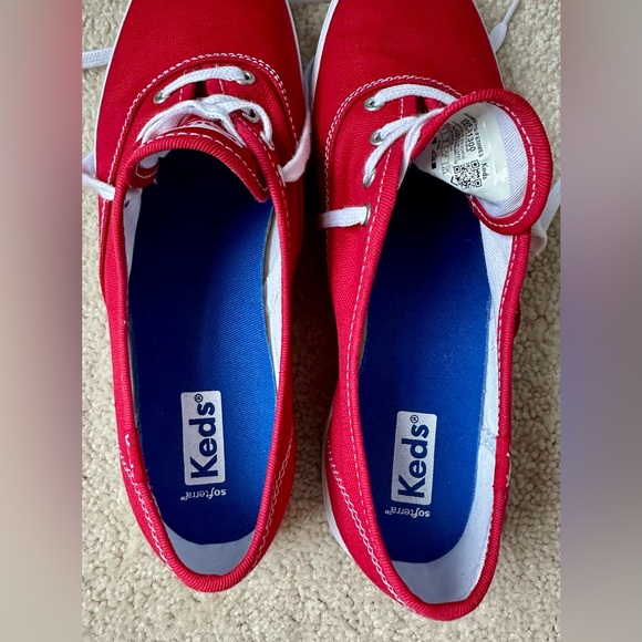Keds Women’s Champion Originals Lace Up - Red - Size: 6.5 - Picture 11 of 13